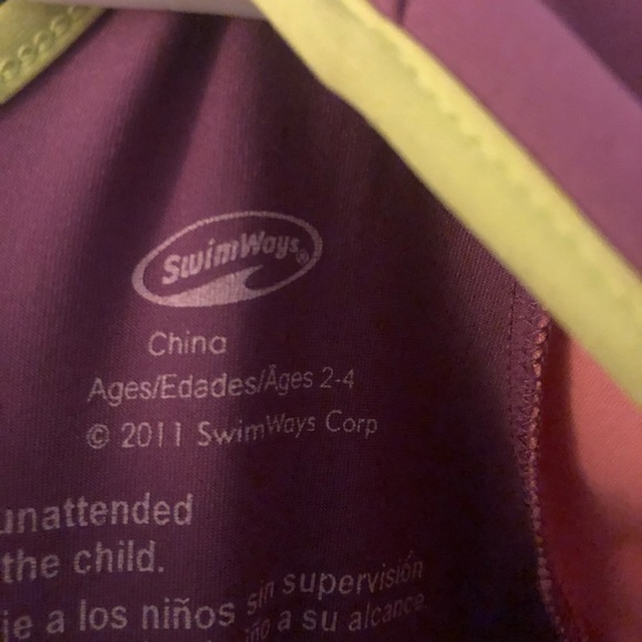 Swimways swim shirt -zippered front ages 2-4 - Picture 3 of 4